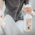 ECO SHINE TEXTIL WASH Pianka do czyszczenia tapicerki i dywanów 1L